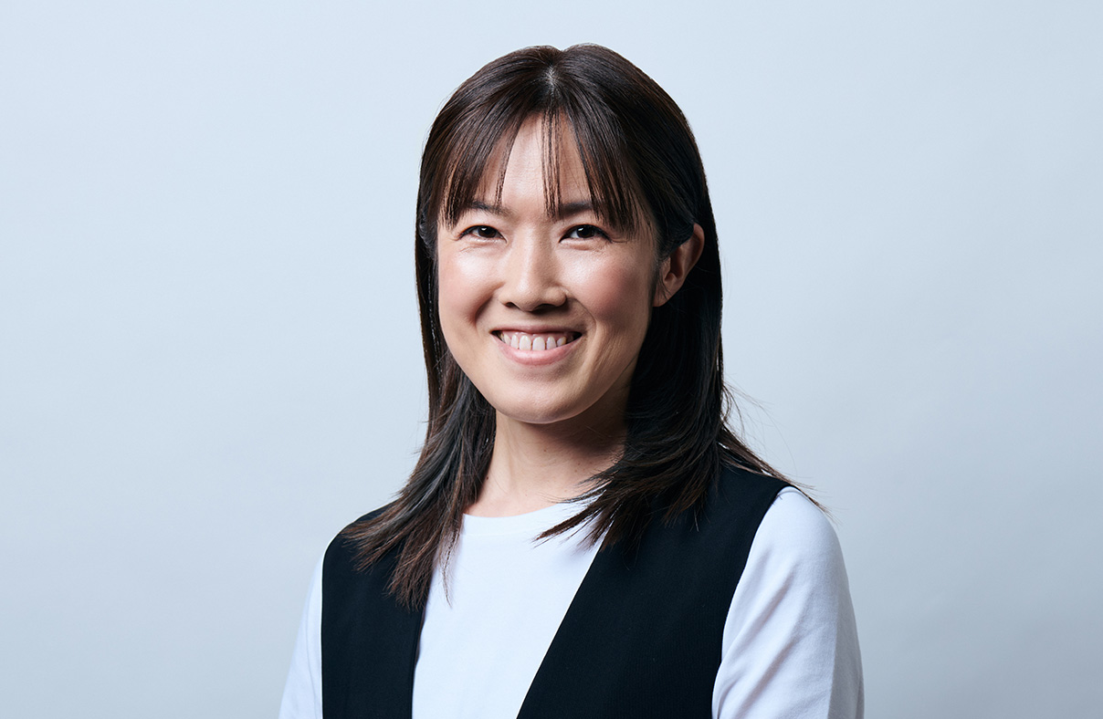 出産、育児休暇を経て職場復帰。後輩育成にも携わっています。
